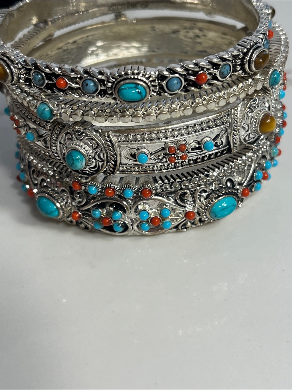 5 SilverTone Turquoise, Coral, Cat’s Eye Accent Bangle Bracelet Set. Faux stones - Picture 11 of 16